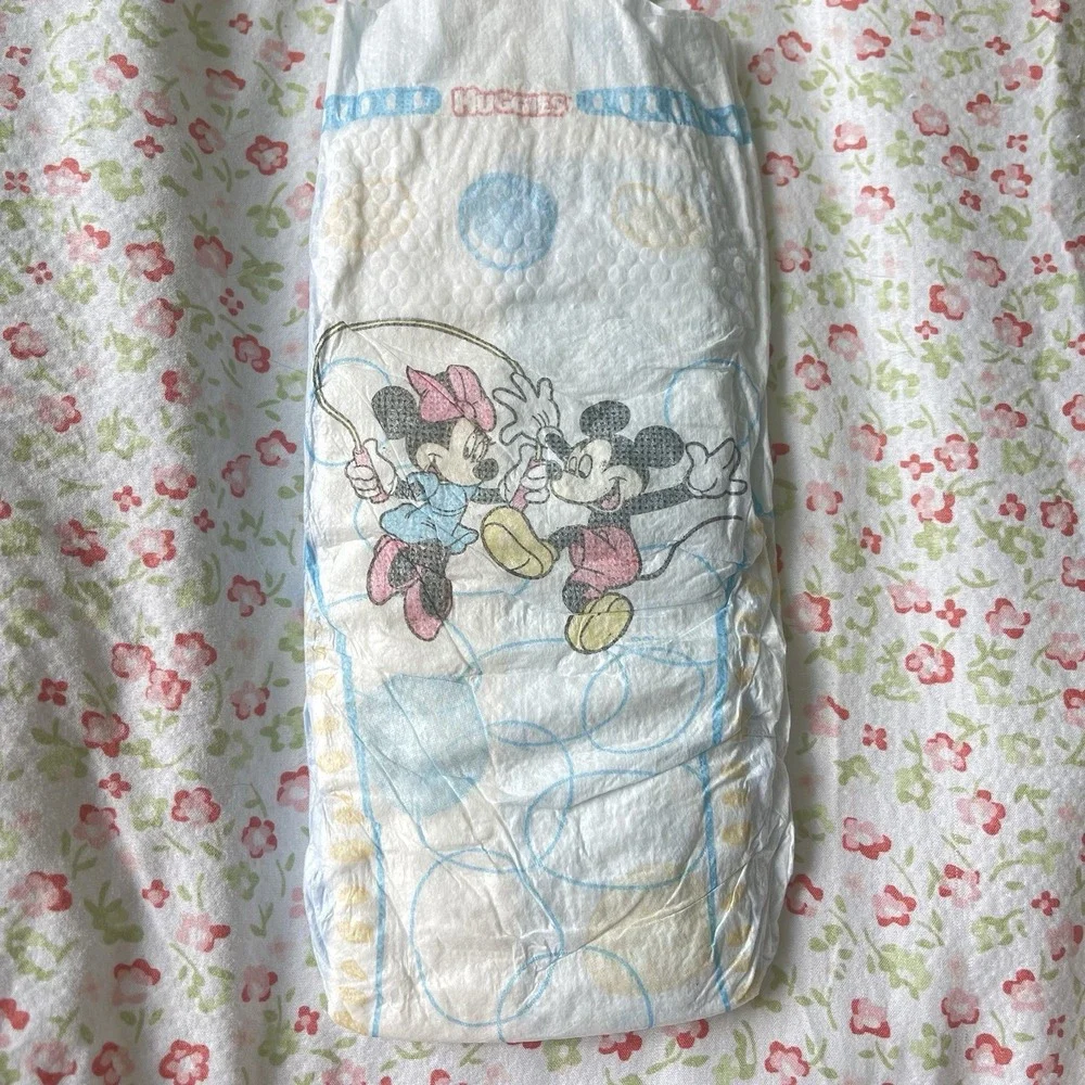 2 Vintage Huggies Snug And Dry Mickey‎ Mouse Minnie Diapers Size 6 2010 Disney